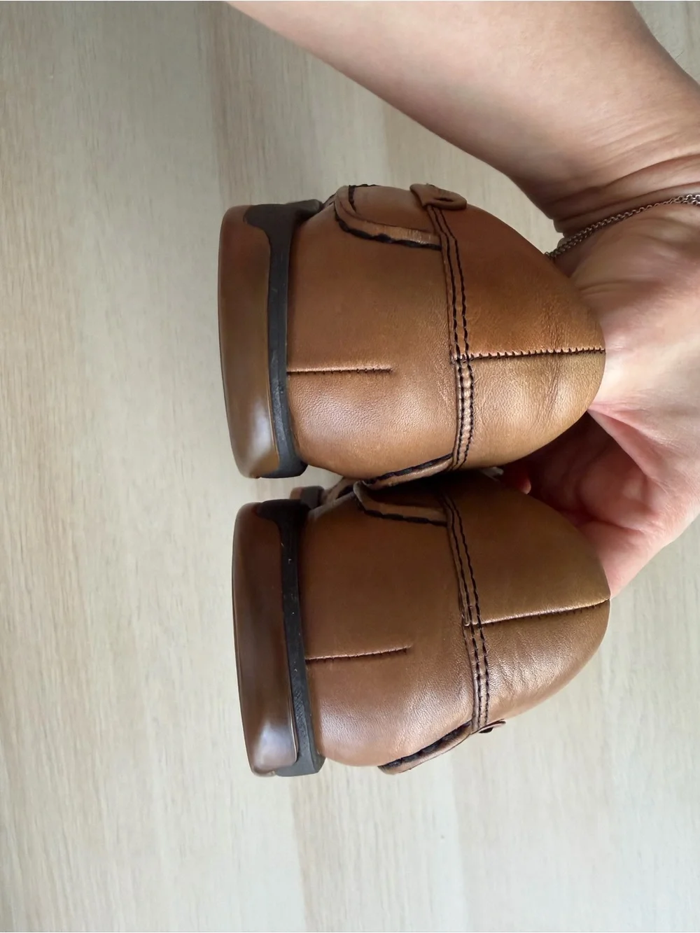 I.Travel Men's Leather Moc Toe Casual Shoes Size 9 (42 EUR) Tan Bungee Lace